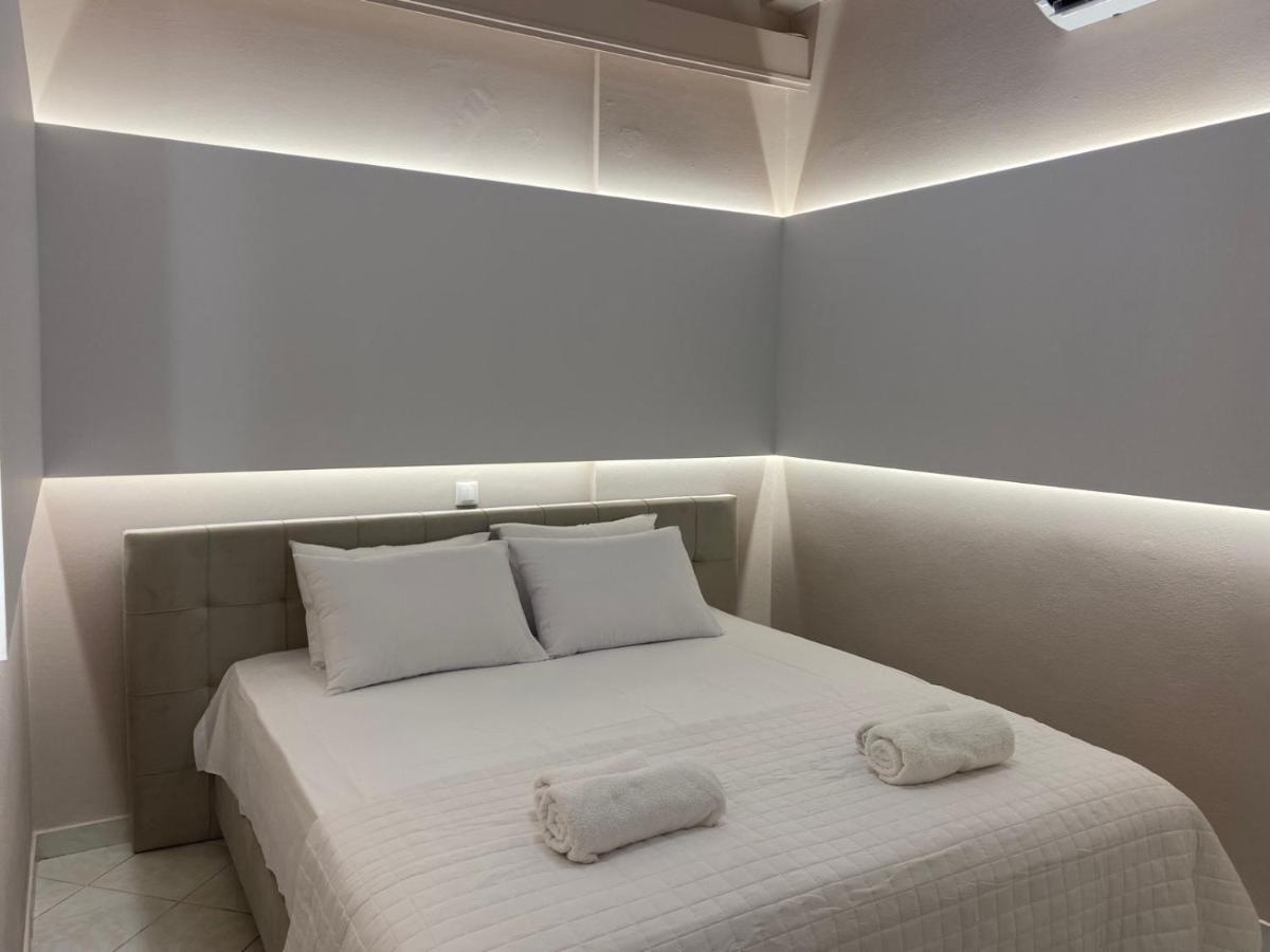 Comfortable Apartment Near To Metro Афины Экстерьер фото
